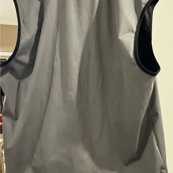 Men's Charcoal Softshell Vest - Picture 3 of 3